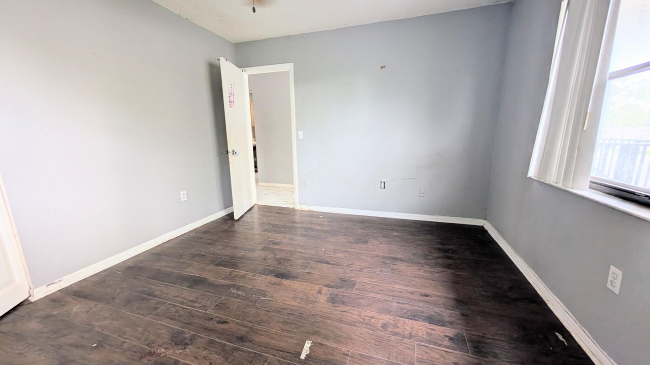 En Venta: $225,000 (2 camas, 2 baños, 1348 Pies cuadrados)