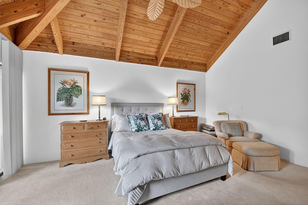 Active With Contract: $759,900 (2 beds, 2 baths, 1674 Square Feet)