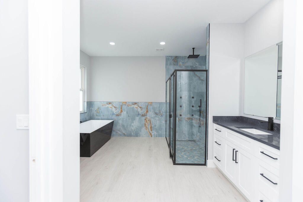 En Venta: $597,900 (4 camas, 3 baños, 2643 Pies cuadrados)