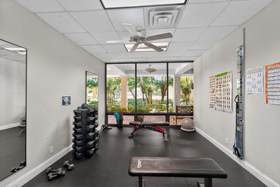 Active With Contract: $340,000 (2 beds, 2 baths, 1283 Square Feet)