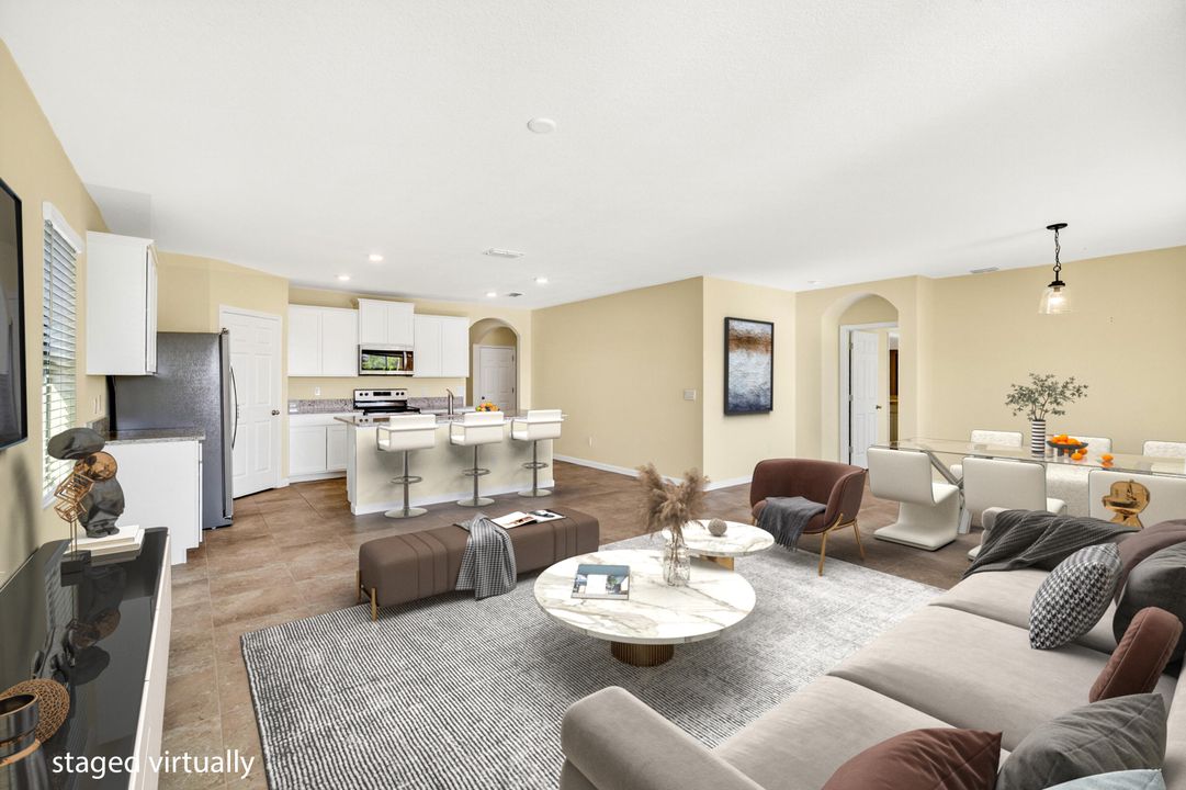 En Renta: $2,650 (4 camas, 2 baños, 1934 Pies cuadrados)