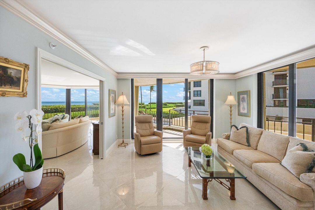 На продажу: $2,450,000 (3 спален, 3 ванн, 2676 Квадратных фут)