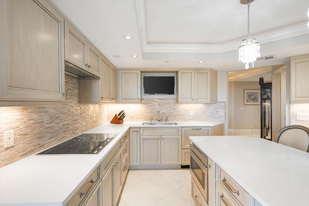 На продажу: $2,450,000 (3 спален, 3 ванн, 2676 Квадратных фут)