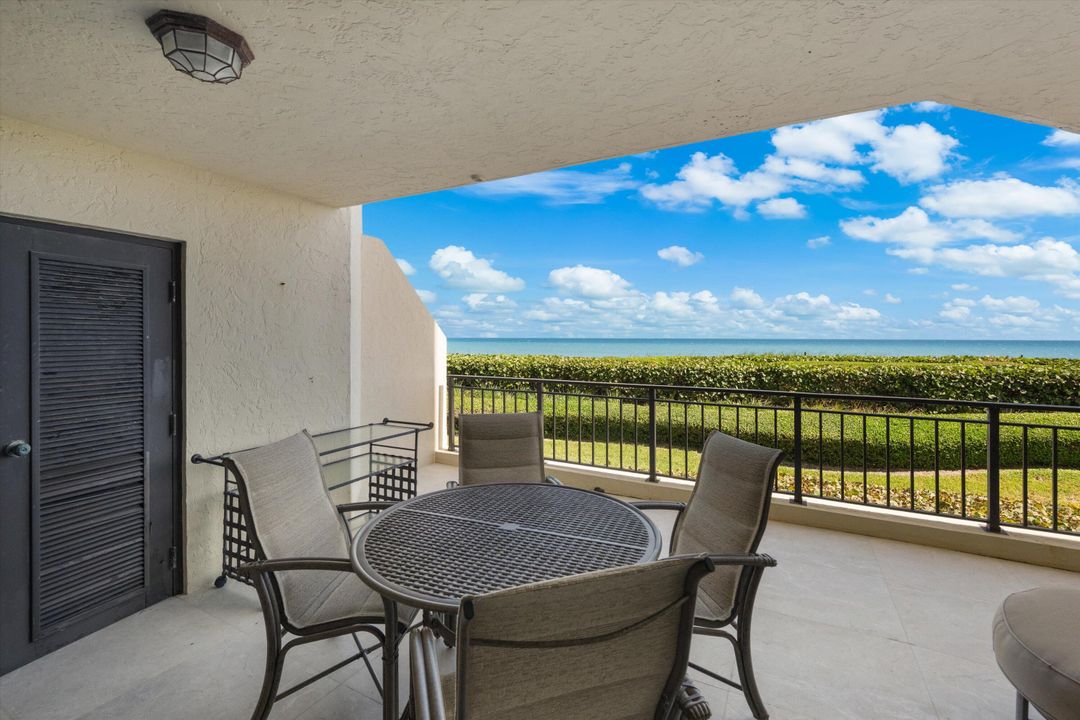 На продажу: $2,450,000 (3 спален, 3 ванн, 2676 Квадратных фут)