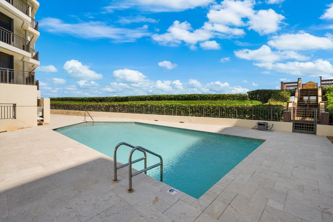 На продажу: $2,450,000 (3 спален, 3 ванн, 2676 Квадратных фут)