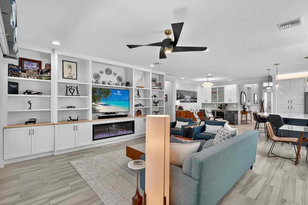 For Sale: $774,000 (3 beds, 2 baths, 2167 Square Feet)