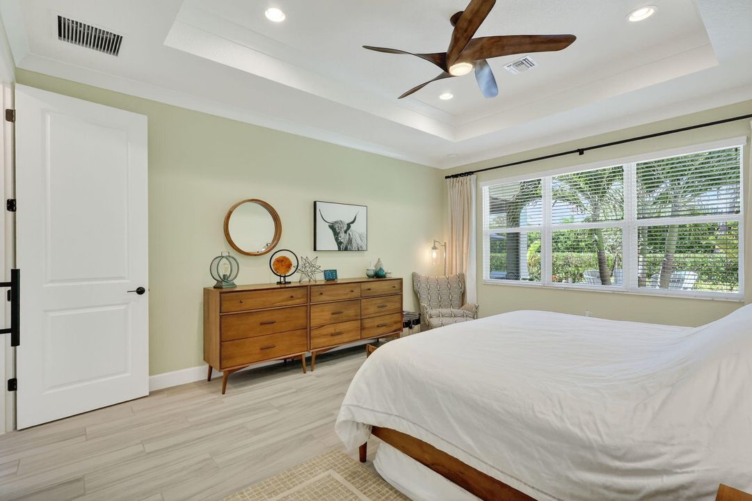 For Sale: $774,000 (3 beds, 2 baths, 2167 Square Feet)