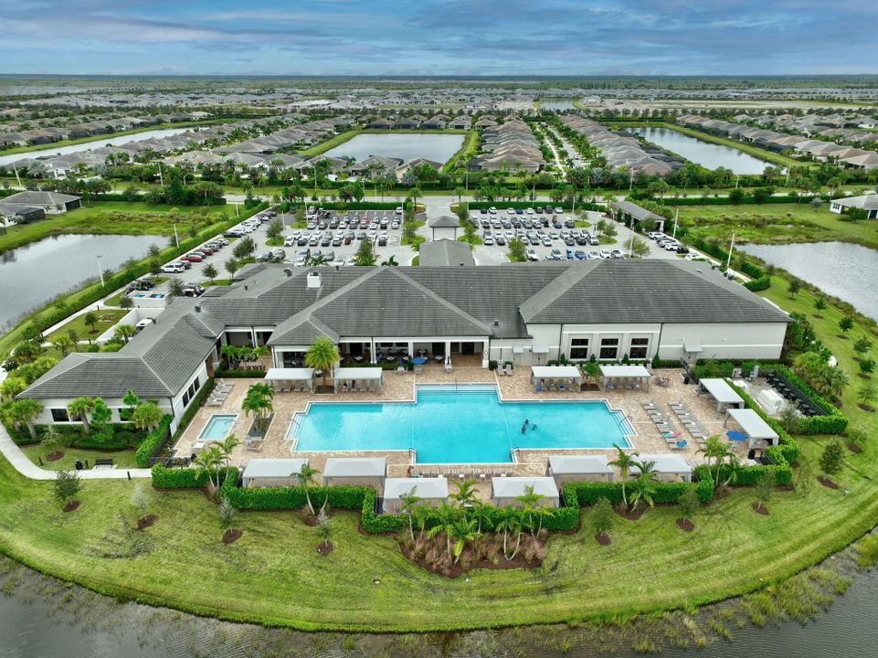 For Sale: $774,000 (3 beds, 2 baths, 2167 Square Feet)