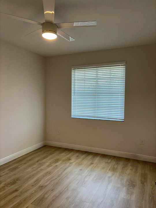 Activo con contrato: $3,500 (2 camas, 2 baños, 1276 Pies cuadrados)