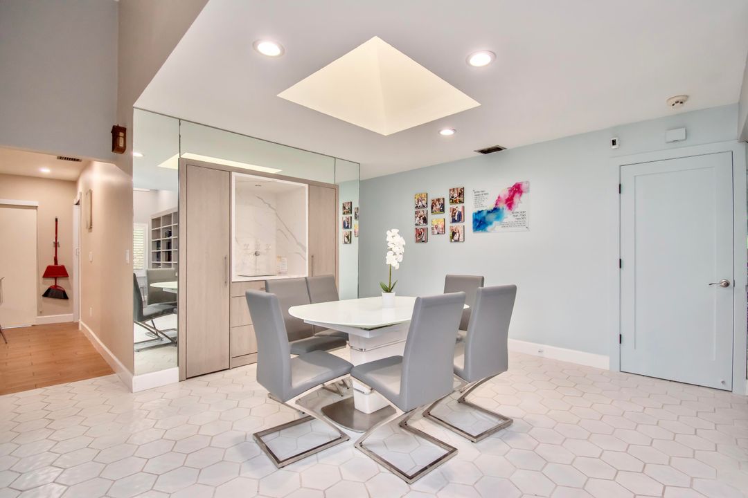 For Sale: $729,000 (2 beds, 2 baths, 1627 Square Feet)