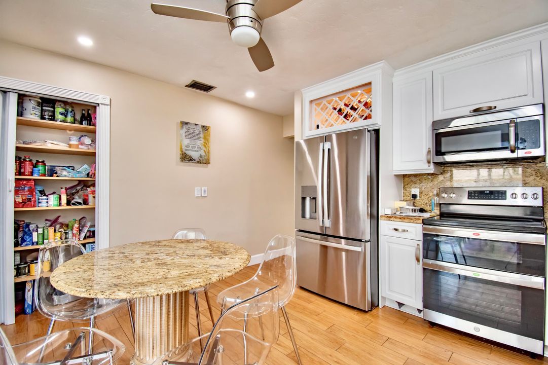 For Sale: $729,000 (2 beds, 2 baths, 1627 Square Feet)