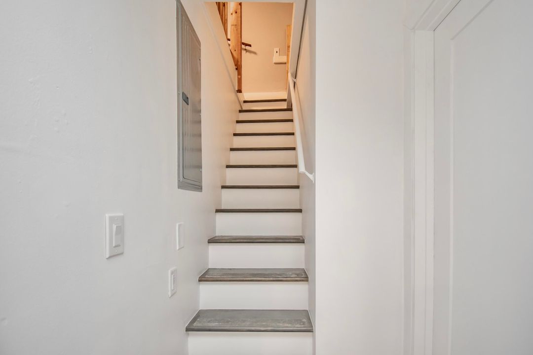 For Sale: $729,000 (2 beds, 2 baths, 1627 Square Feet)