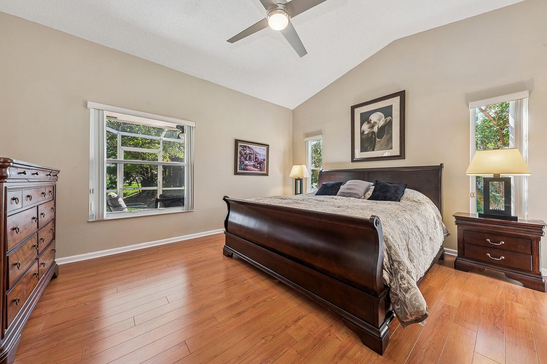 Active With Contract: $397,500 (3 beds, 2 baths, 1456 Square Feet)