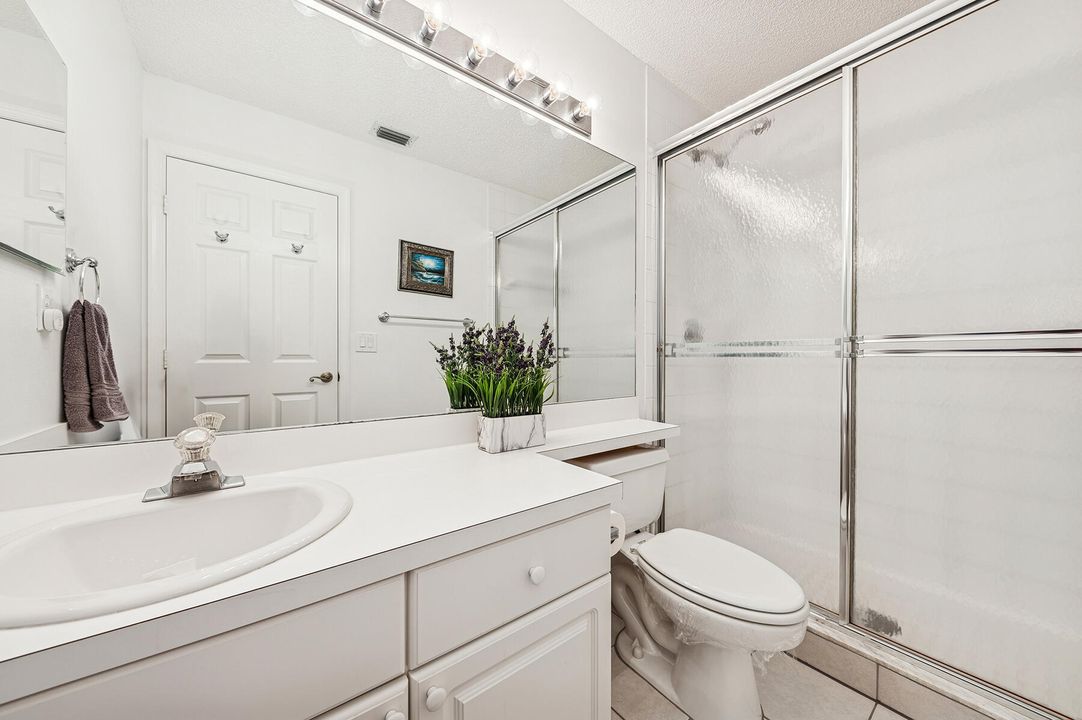 Active With Contract: $397,500 (3 beds, 2 baths, 1456 Square Feet)