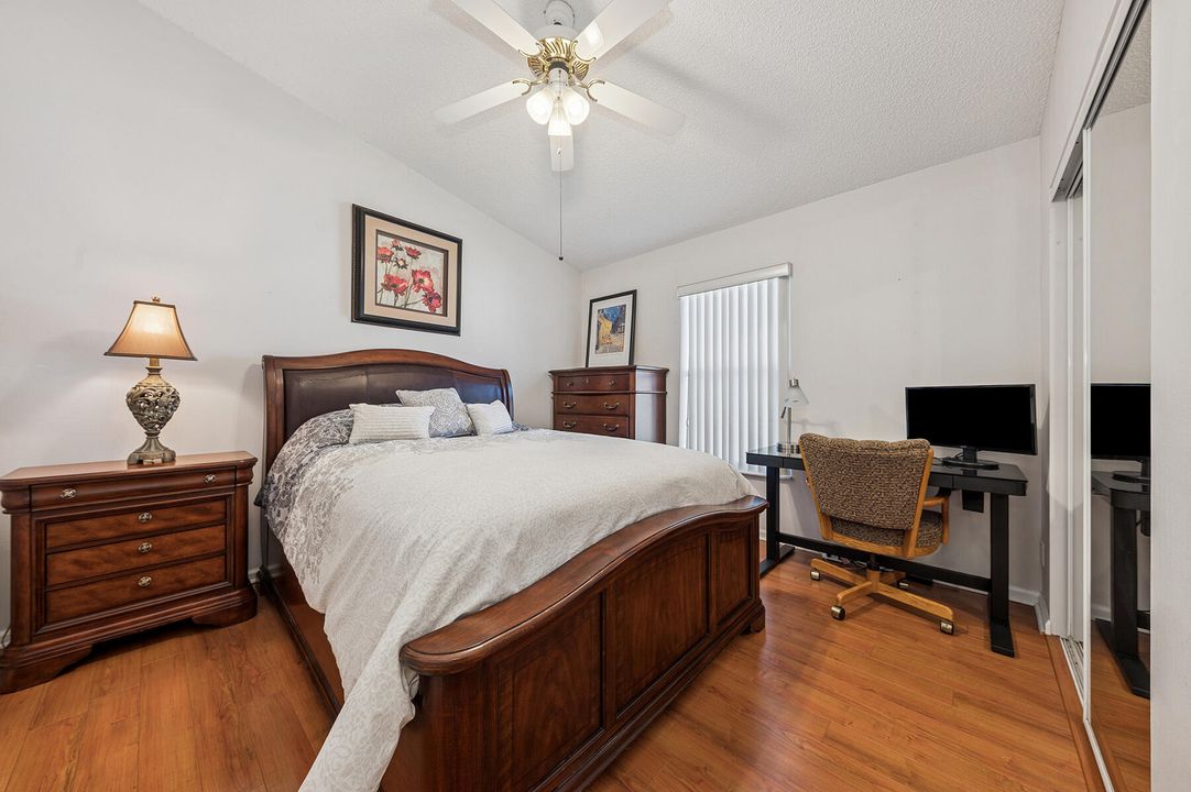 Active With Contract: $397,500 (3 beds, 2 baths, 1456 Square Feet)