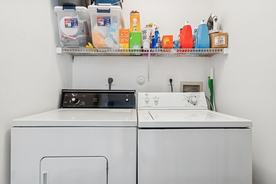 Active With Contract: $397,500 (3 beds, 2 baths, 1456 Square Feet)