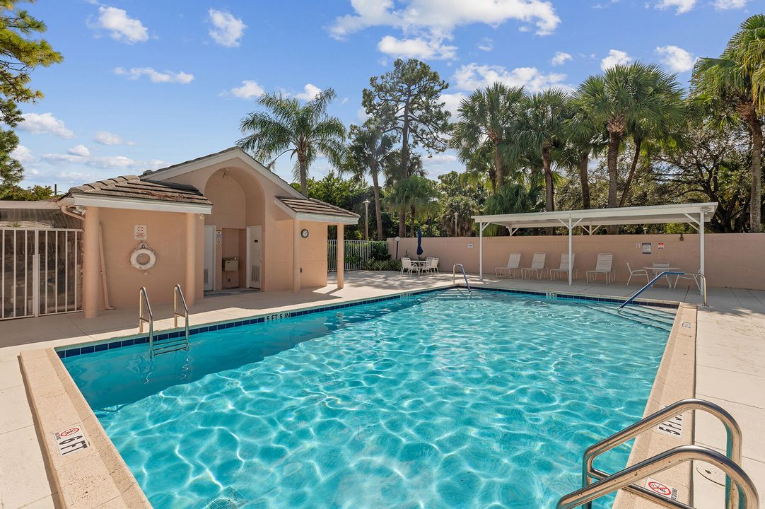 Active With Contract: $397,500 (3 beds, 2 baths, 1456 Square Feet)