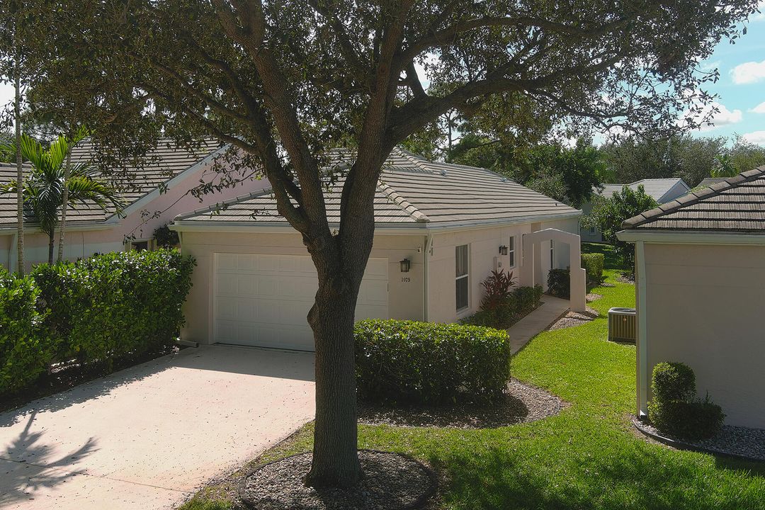 Active With Contract: $397,500 (3 beds, 2 baths, 1456 Square Feet)