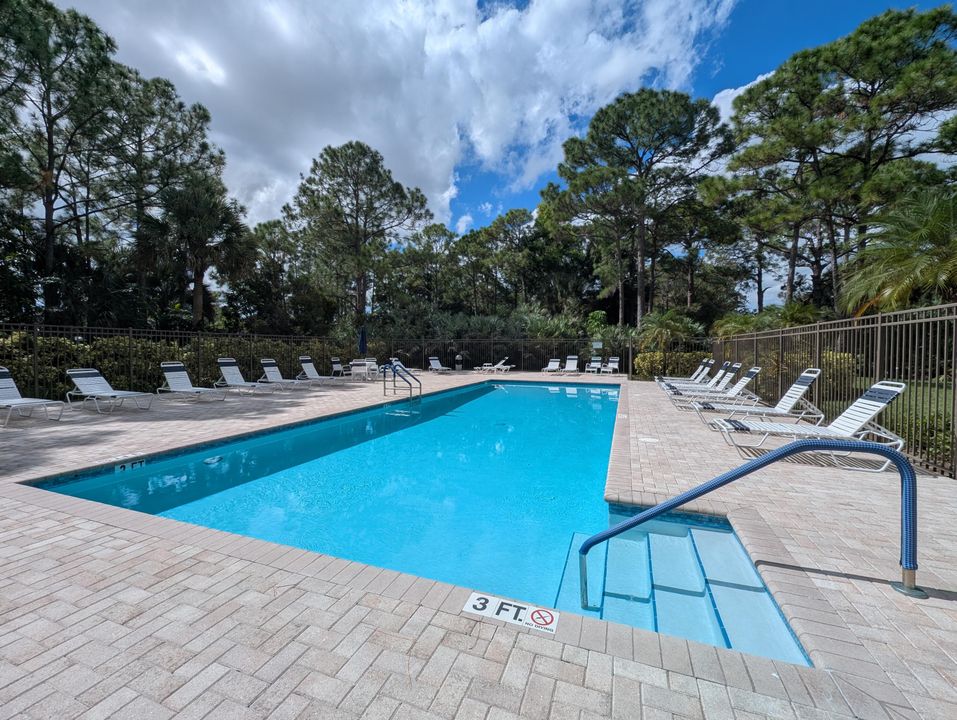 Active With Contract: $397,500 (3 beds, 2 baths, 1456 Square Feet)