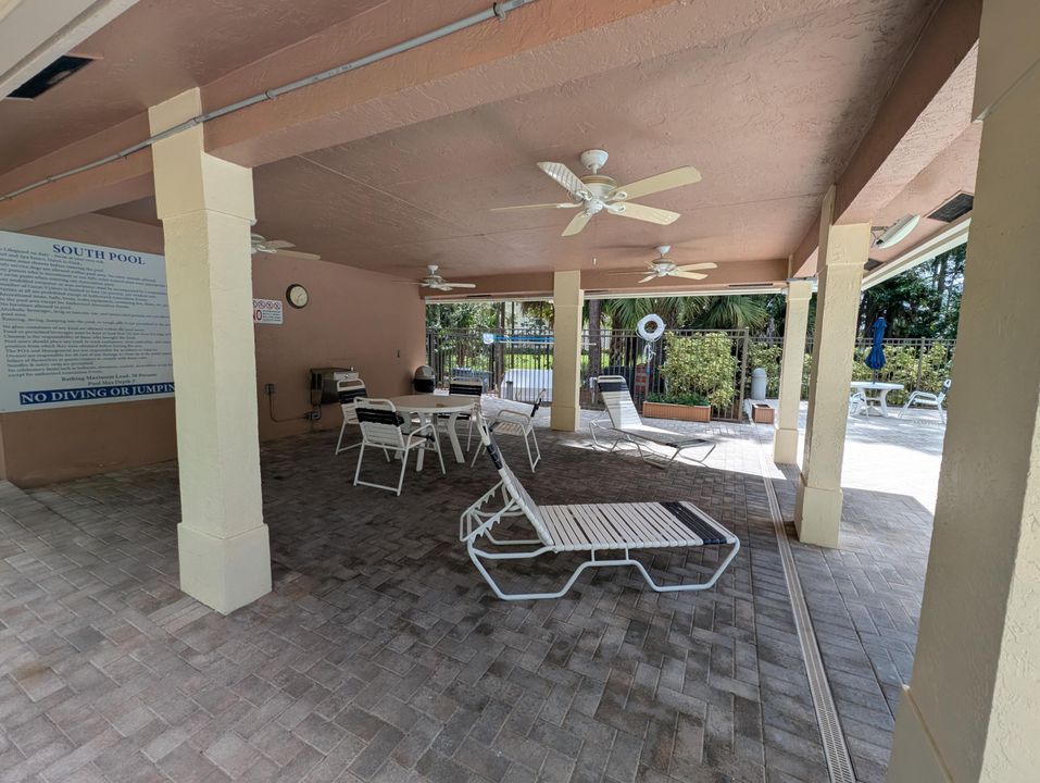 Active With Contract: $397,500 (3 beds, 2 baths, 1456 Square Feet)