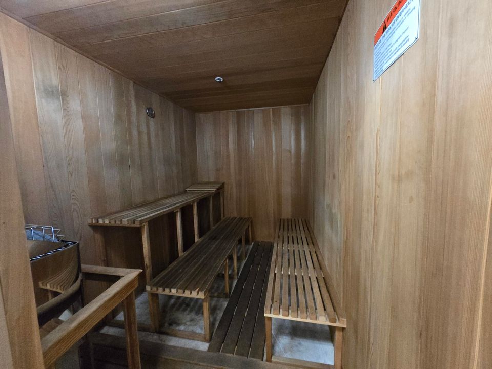 For Sale: $278,999 (2 beds, 2 baths, 1424 Square Feet)