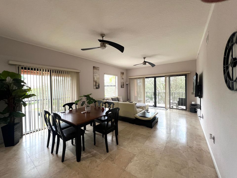 Active With Contract: $2,200 (2 beds, 2 baths, 1344 Square Feet)