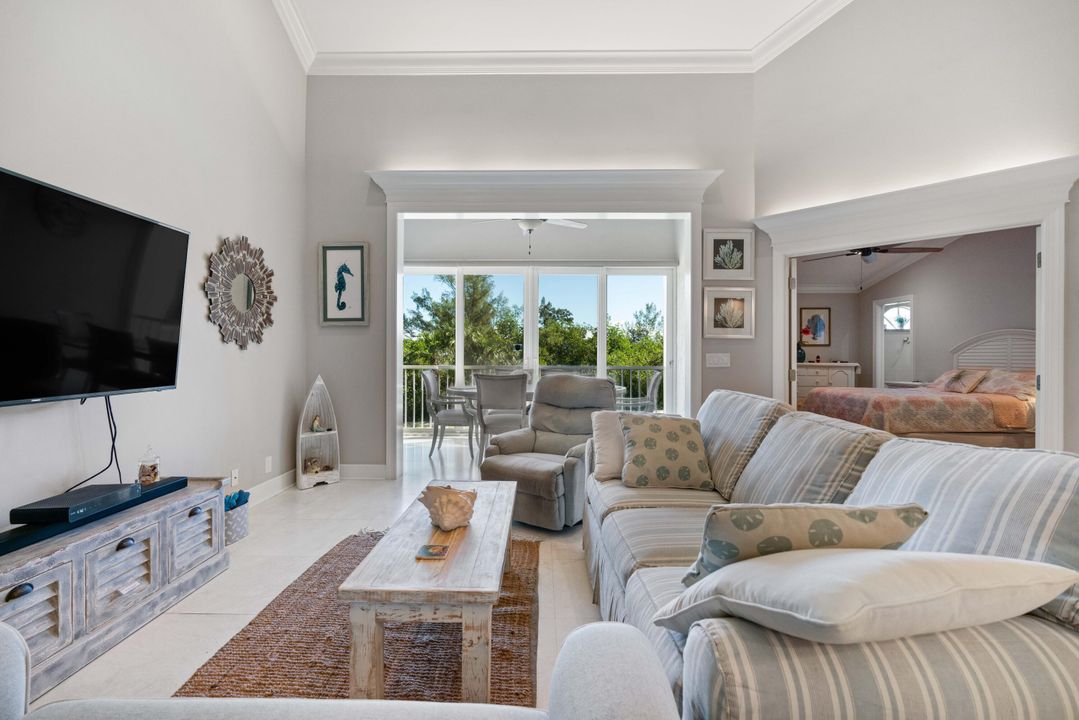 For Rent: $7,500 (3 beds, 2 baths, 1346 Square Feet)