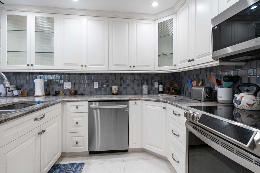 For Rent: $7,500 (3 beds, 2 baths, 1346 Square Feet)