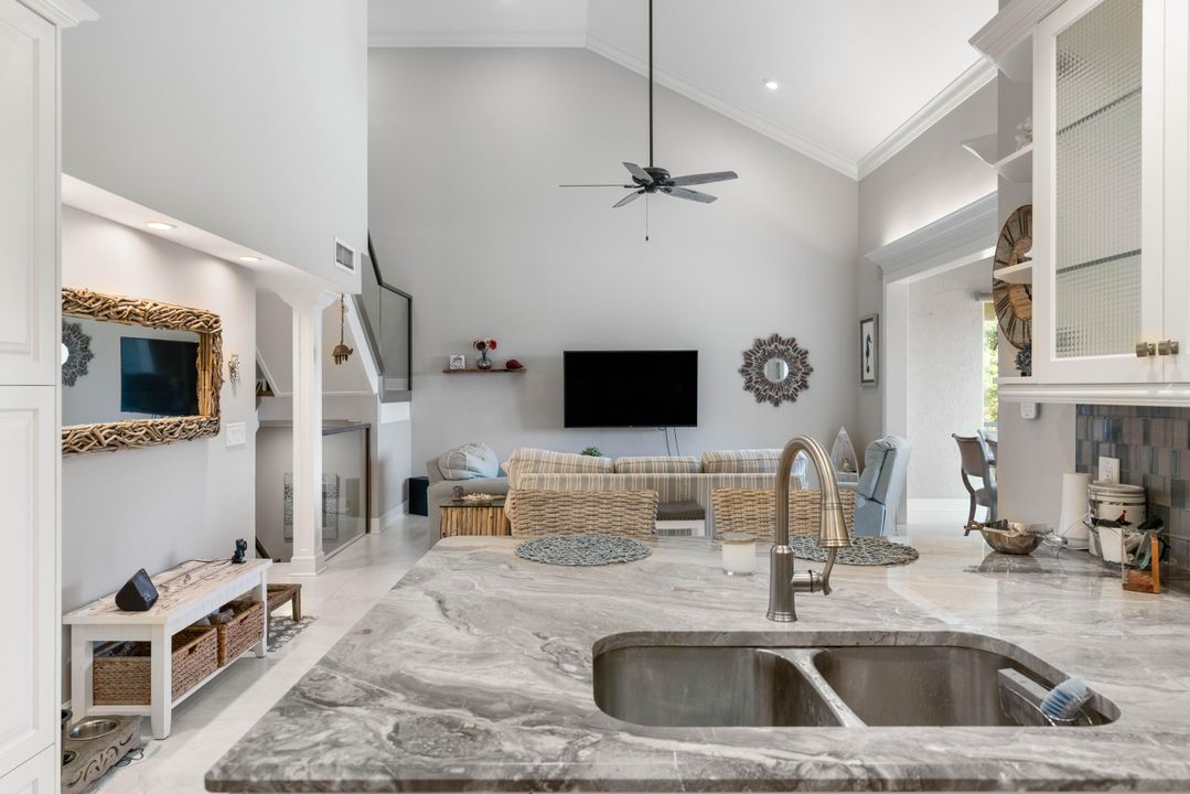 For Rent: $7,500 (3 beds, 2 baths, 1346 Square Feet)