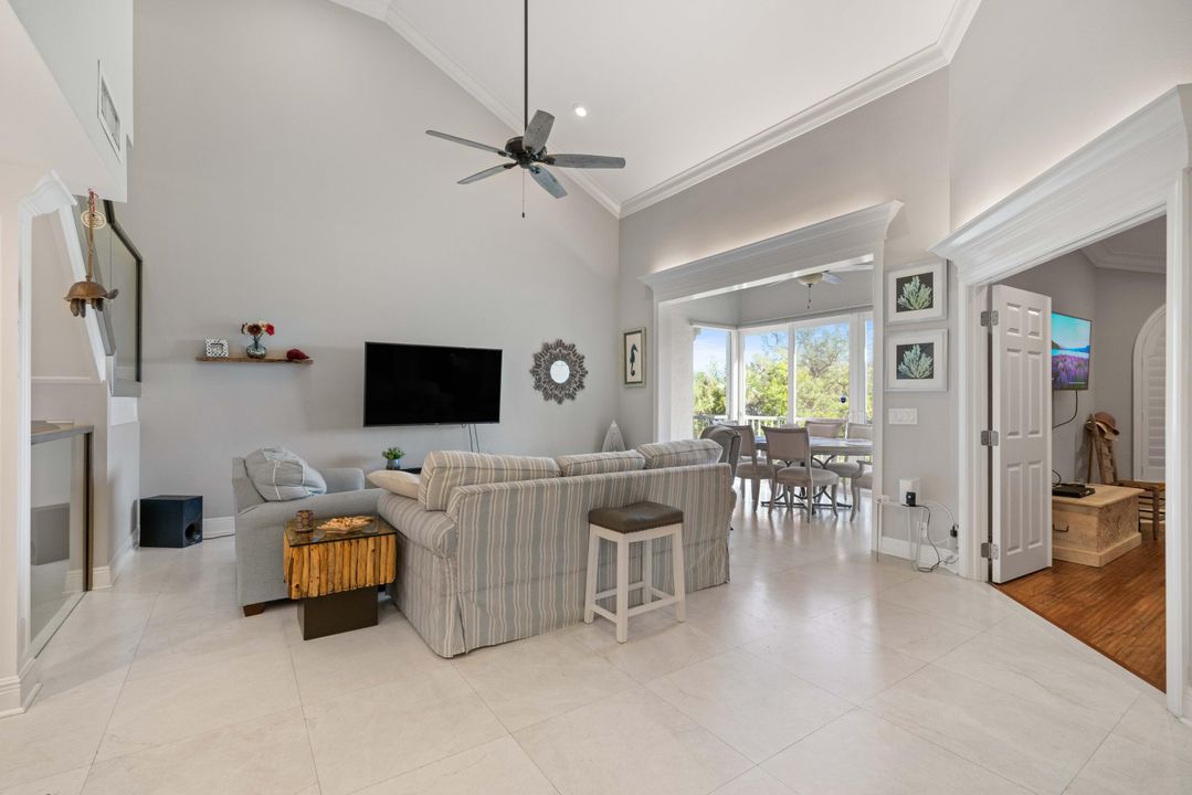 For Rent: $7,500 (3 beds, 2 baths, 1346 Square Feet)