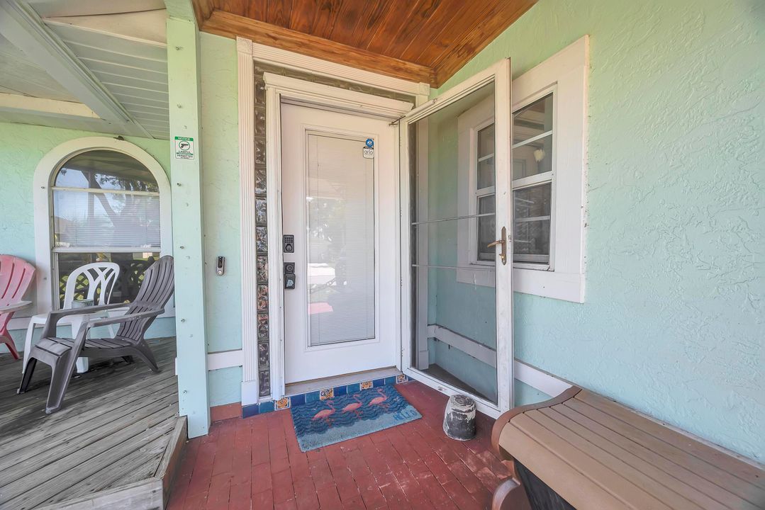 For Sale: $399,000 (3 beds, 2 baths, 1517 Square Feet)