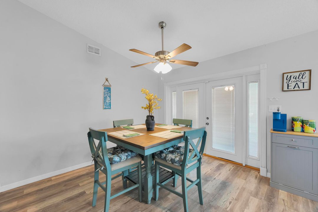 For Sale: $399,000 (3 beds, 2 baths, 1517 Square Feet)