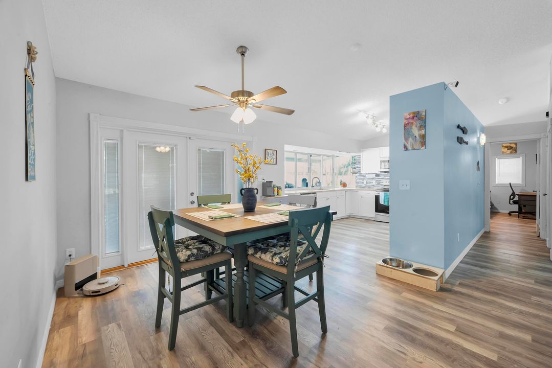 For Sale: $399,000 (3 beds, 2 baths, 1517 Square Feet)