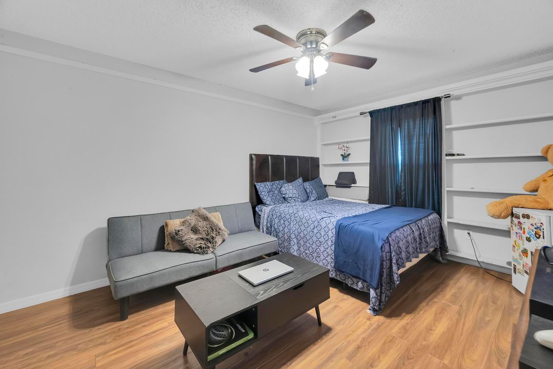 For Sale: $399,000 (3 beds, 2 baths, 1517 Square Feet)