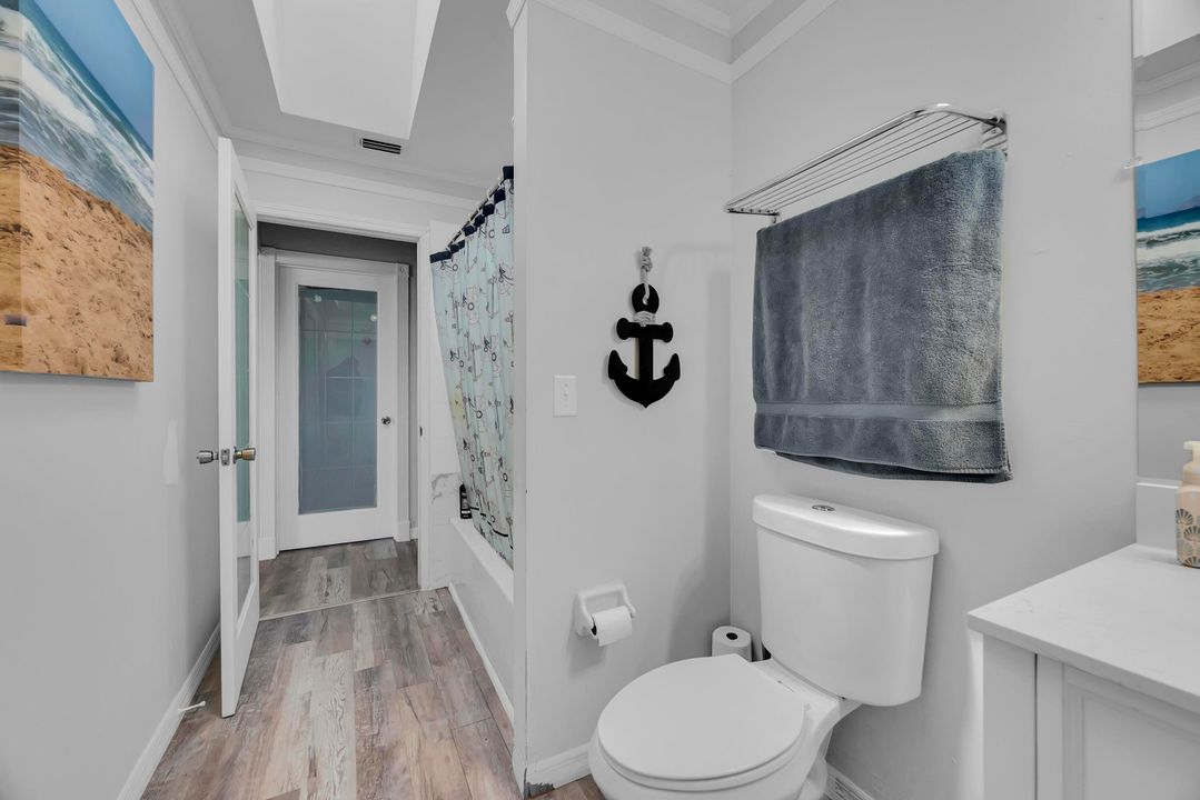 For Sale: $399,000 (3 beds, 2 baths, 1517 Square Feet)