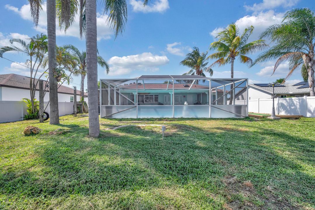 For Sale: $399,000 (3 beds, 2 baths, 1517 Square Feet)