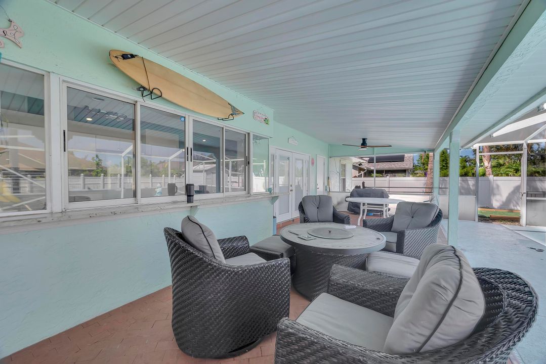 For Sale: $399,000 (3 beds, 2 baths, 1517 Square Feet)