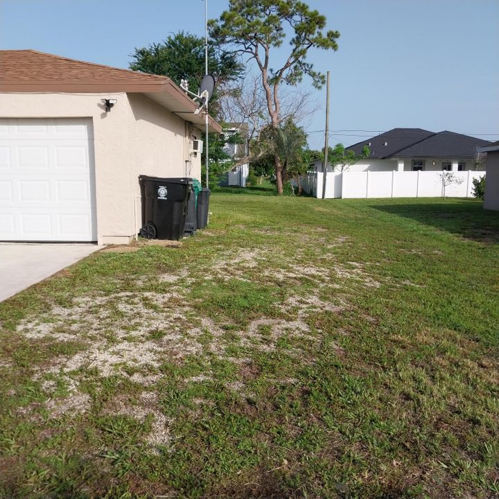 For Sale: $274,900 (2 beds, 1 baths, 1170 Square Feet)