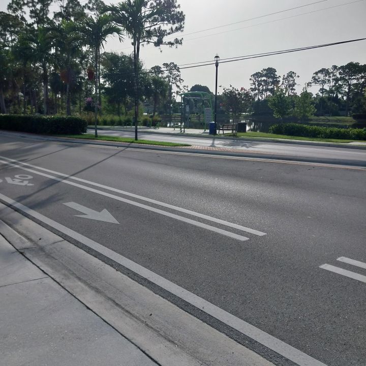 For Sale: $274,900 (2 beds, 1 baths, 1170 Square Feet)