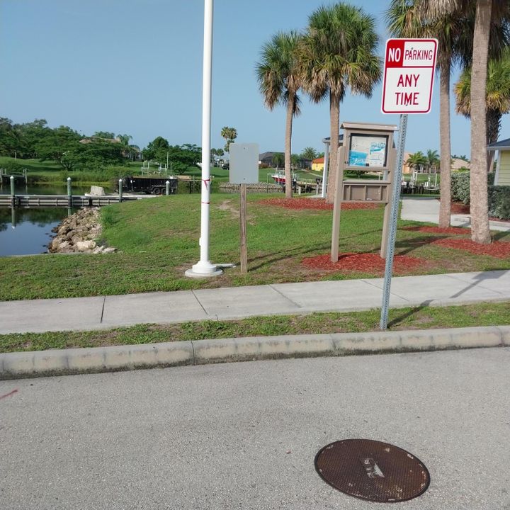 For Sale: $274,900 (2 beds, 1 baths, 1170 Square Feet)