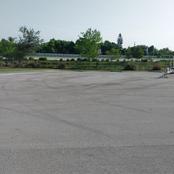 For Sale: $274,900 (2 beds, 1 baths, 1170 Square Feet)