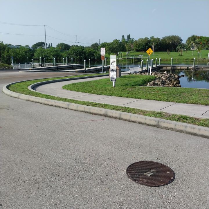 For Sale: $274,900 (2 beds, 1 baths, 1170 Square Feet)