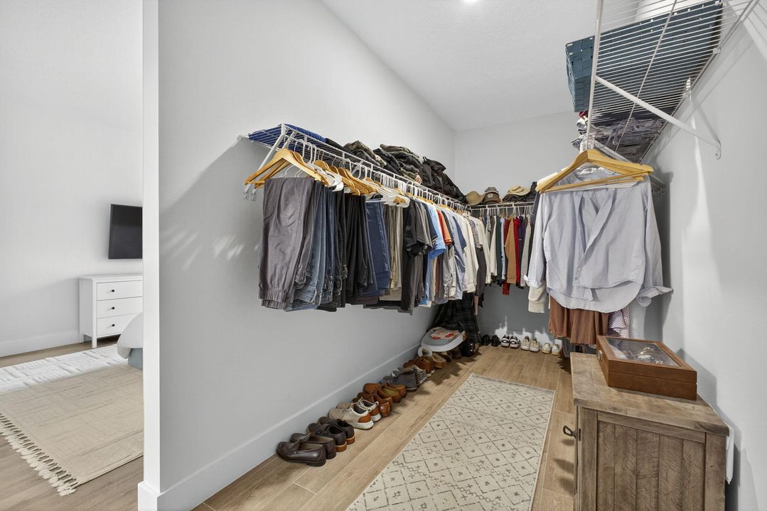 Active With Contract: $665,000 (3 beds, 2 baths, 1817 Square Feet)