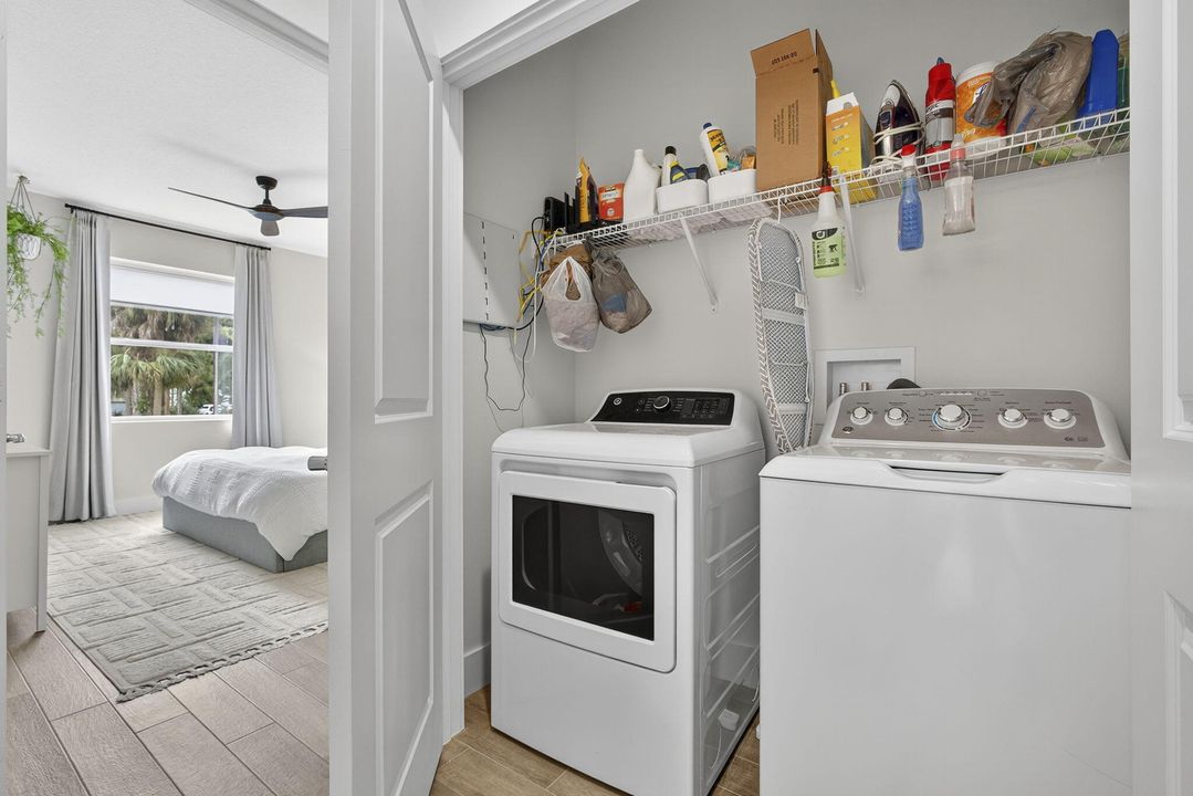 Active With Contract: $665,000 (3 beds, 2 baths, 1817 Square Feet)