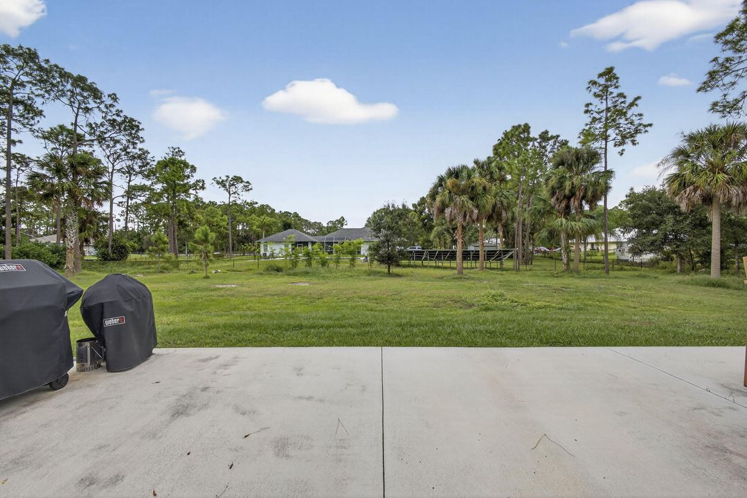 Active With Contract: $665,000 (3 beds, 2 baths, 1817 Square Feet)