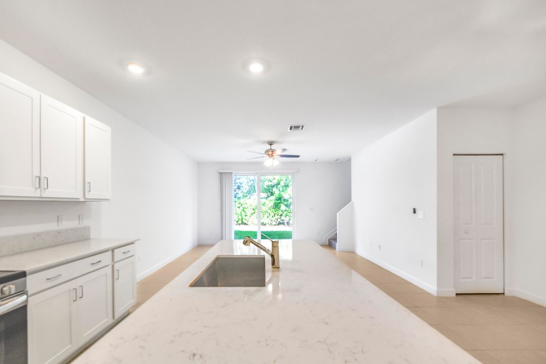 For Rent: $2,750 (3 beds, 2 baths, 1628 Square Feet)