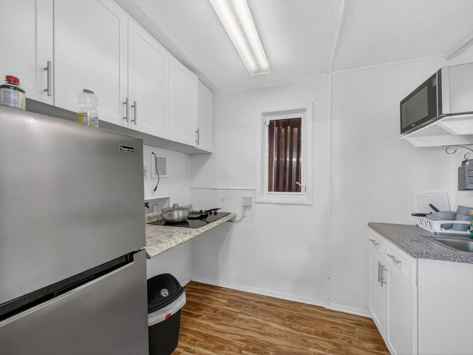 На продажу: $760,000 (2 спален, 2 ванн, 1807 Квадратных фут)