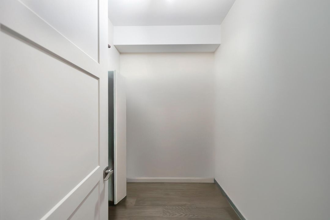 待售: $1,595,000 (2 贝兹, 2 浴室, 1700 平方英尺)