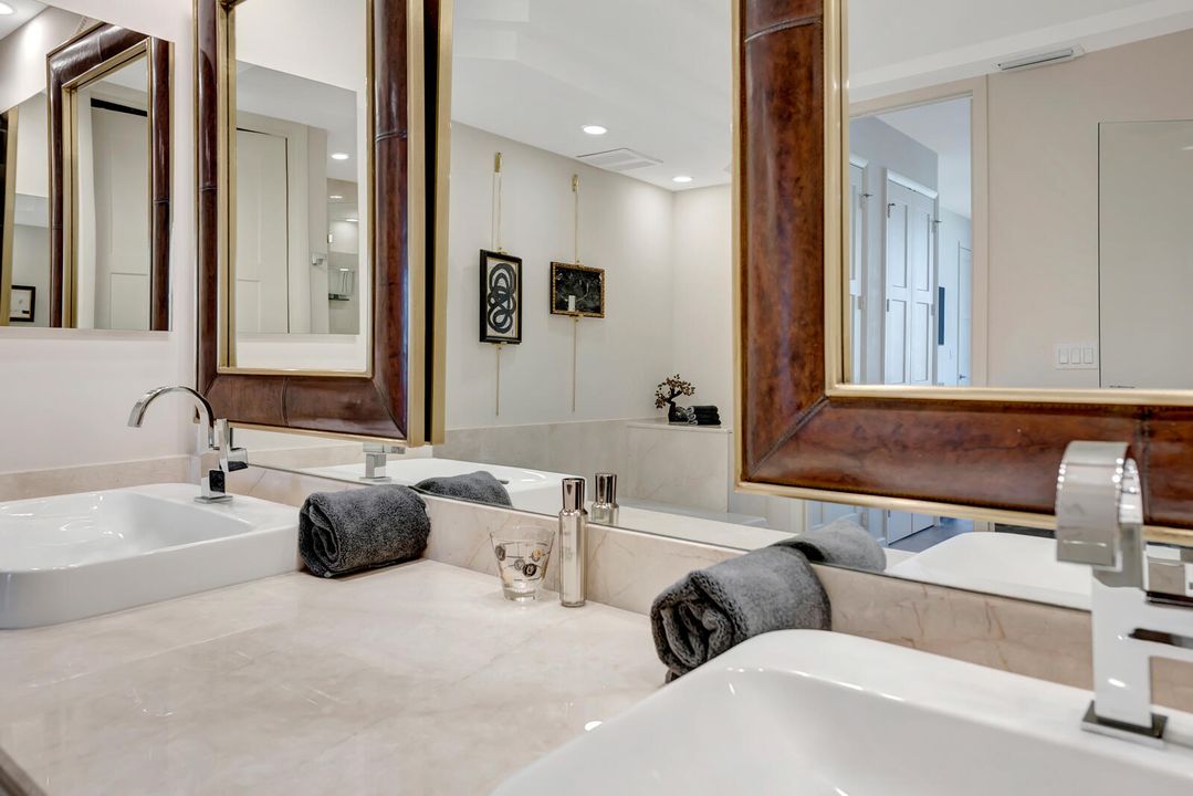 待售: $1,595,000 (2 贝兹, 2 浴室, 1700 平方英尺)