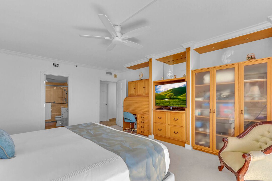 For Rent: $12,000 (2 beds, 3 baths, 2011 Square Feet)